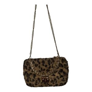 🔥NWT Leopard Print Faux Fur🔥 Crossbody Bag with Chain Strap🔥